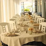 Hotel Park Ermitage & 4*