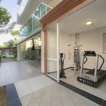 Hotel Park Ermitage & 4*