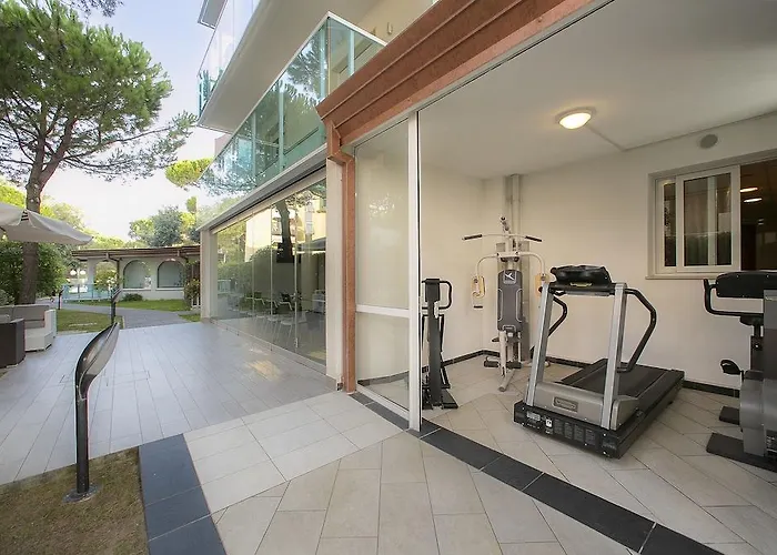 Hotel Park Ermitage & 4*