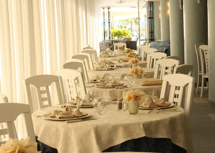 Hotel Park Ermitage & 4*