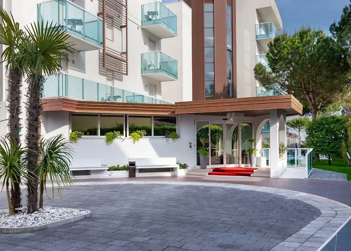 Hotel Park Ermitage & 4*